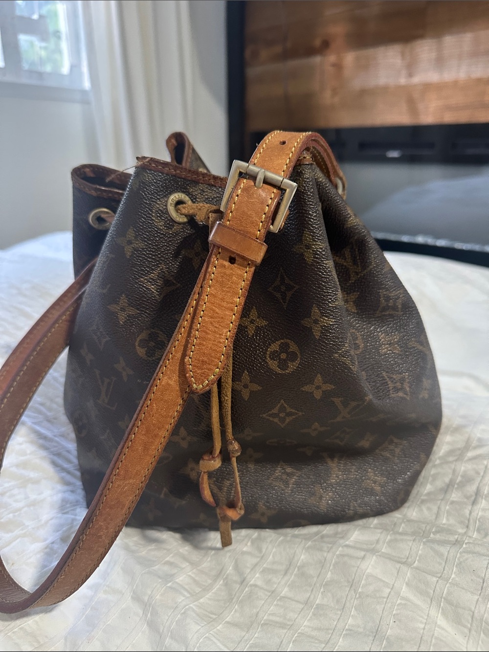 Louis Vuitton vintage bucket Drawstring Bag
